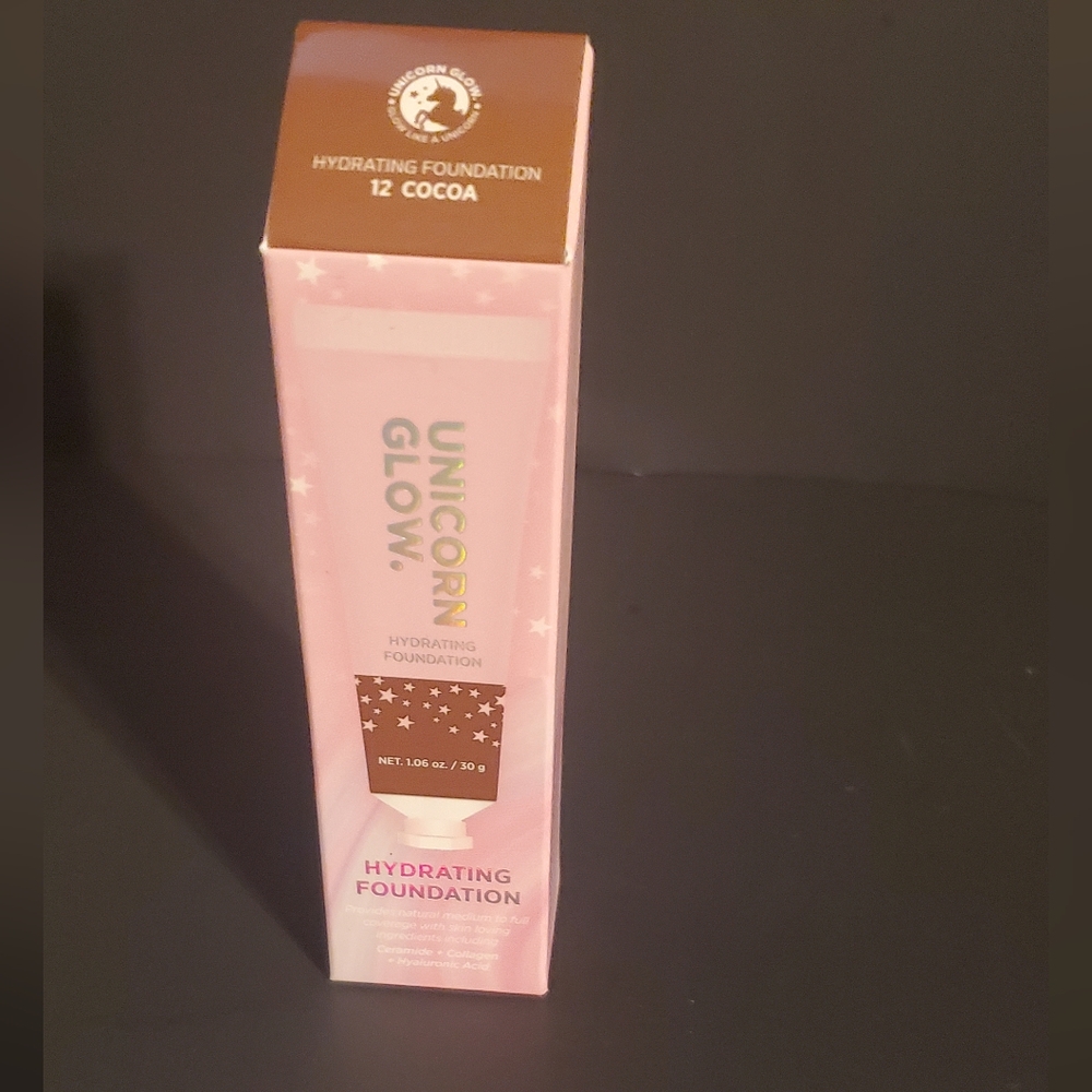 **3PACK** Unicorn Glow Hydrating Foundation- 12 Cocoa